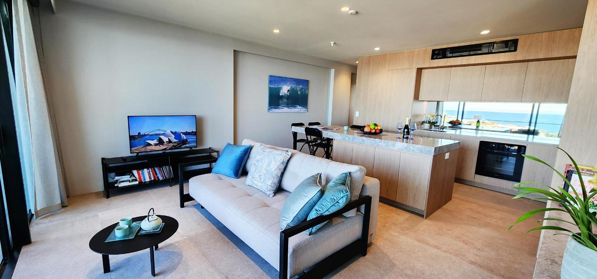 Coastal Luxury At Skye Tamarama *