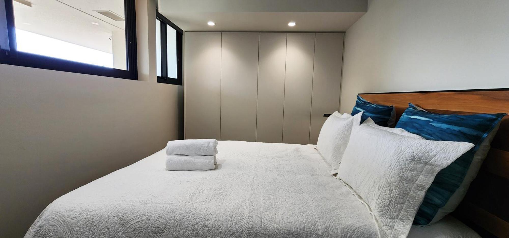 Apartment Coastal Luxury At Skye Tamarama